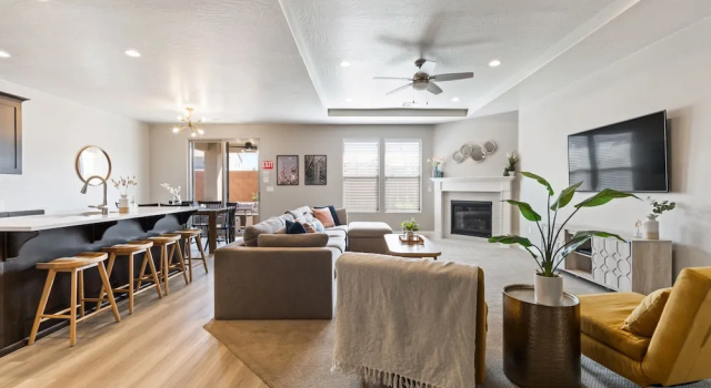 Sienna Sunrise home, Забронировать Дом для отпуска Отели Вашингтона с парковкой, Парковка