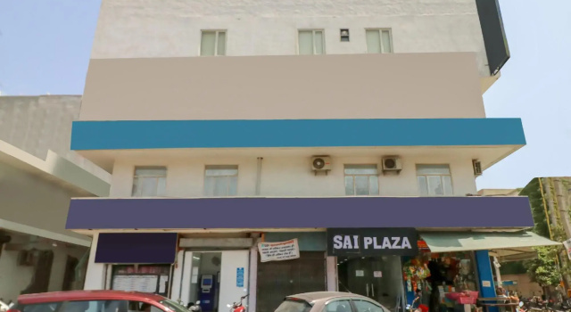 Capital O 80318 Hotel Sai Plaza, Забронировать Отель Отели Нью-Дели с парковкой, Парковка