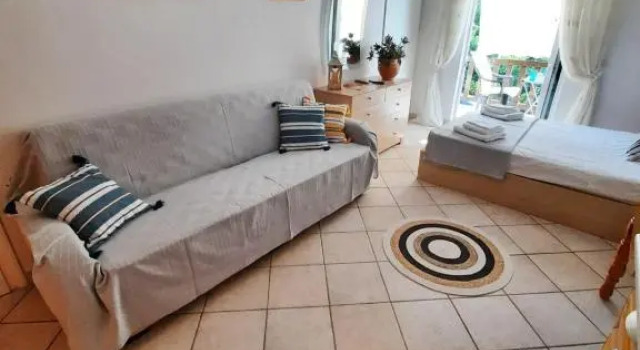 Beautiful Seaside Studio, Забронировать Отель Лонгос Ахея