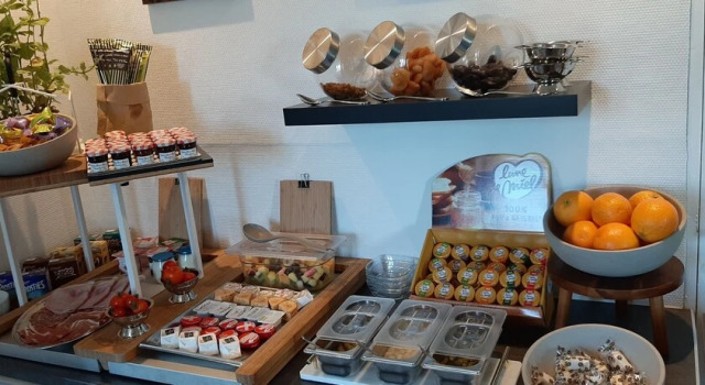 B&B Kassanos Lyas, Забронировать Отель «постель и завтрак» Лья Овернь-Рона-Альпы