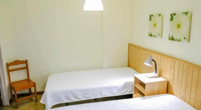 Apartamentos Rocha Praia Mar, Забронировать Апартаменты/квартира Портиман Барловенто