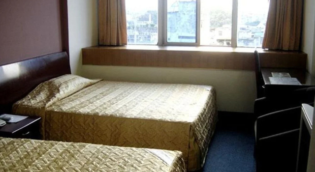 VMQ Hotel, Забронировать Отель Отели Ханоя с парковкой, рядом с National Assembly Building, Парковка