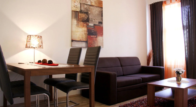 CheckVienna – Apartment Huetteldorfer Strasse, Брондау Пәтер 15. Rudolfsheim-Fünfhaus Vienna