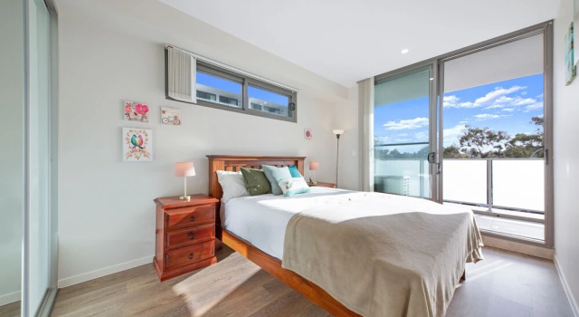 Wentworthville 2 Bedrooms 2 Bathrooms with Free Parking by KozyGuru, 预订 公寓 文特沃斯维尔 悉尼地区