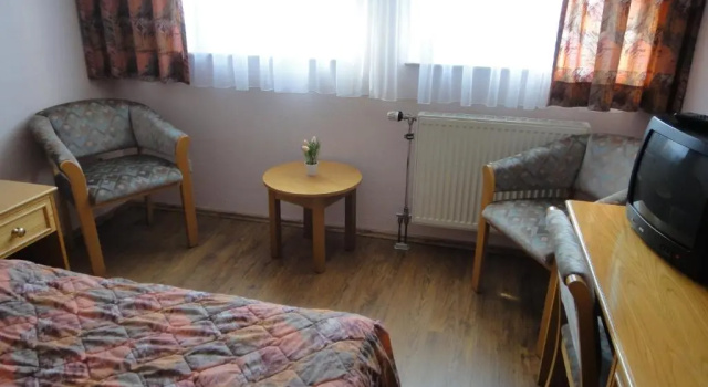 Hotel DenRiKo, Забронировать Отель Rohrbach Гейдельберг