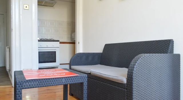 2 Bedroom Flat In Central Edinburgh, Забронировать Отель Отели Мерчистон 3 звезды, 3*
