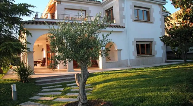 Montjuic Bed & Breakfast
