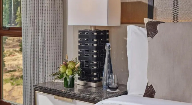 Четырёхместный номер Standard The Ritz-Carlton, Lake Tahoe