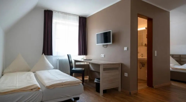 Четырёхместный номер Standard Landgasthof Mörsbergei