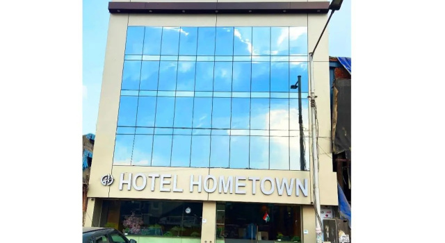 Hotel Hometown Near US Embassy BKC, Забронировать Отель Отели Mumbai Region с завтраком, Завтраки