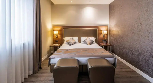Двухместный номер Classic Smart Hotel Holiday