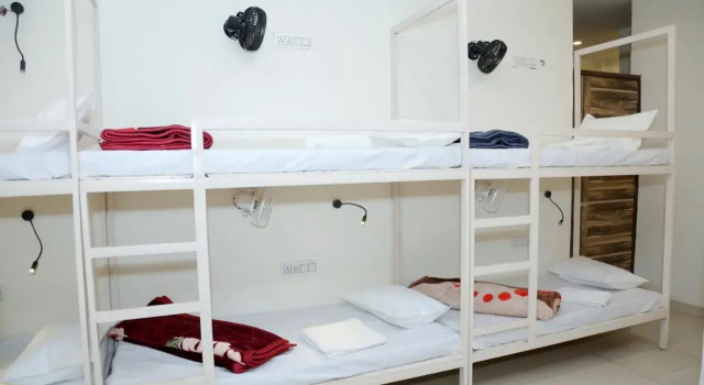 The Charlies hostel, Забронировать Хостел Нью-Дели Национальный столичный округ Дели