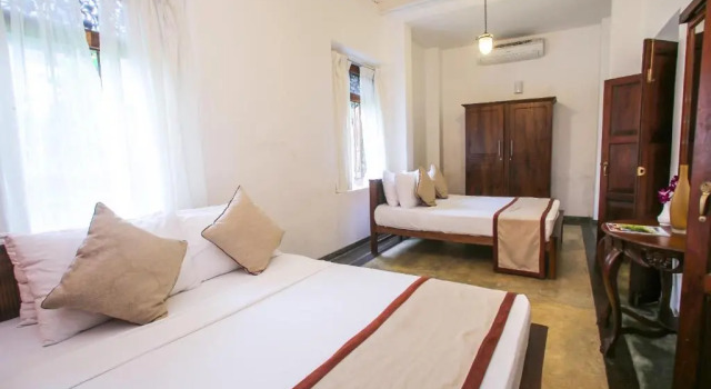 Villa Indrasiriya, Book Villa Ahangama Sommerhuse, nær Ahangama Railway Station, Hytte