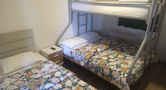 Четырёхместный семейный номер Standard с видом на горы Ena Serenity Boutique Hotel