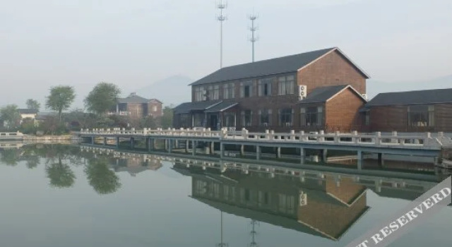 Xiaoxiawan Farmhouse(苏州消夏湾渔归度假民宿), Boek Hotel Suzhou (Jiangsu) 
