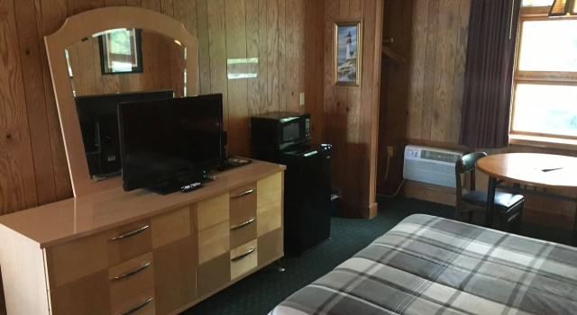 River Point Lodge, Забронировать Отель Отели Мегги-Вэлли с парковкой, Парковка