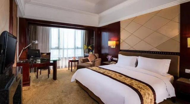 Vienna Hotel Dongguan Changping Swan Lake Road