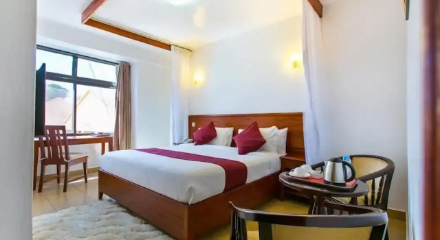 Superior- dobbelt værelse med udsigt over poolen The Kyaka hotel Machakos