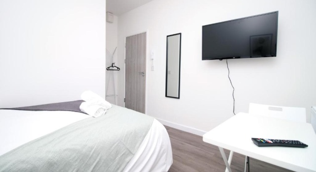 Tŷ Suites 2 - New Aparthotel in Cardiff, Забронировать Отель Кардифф Гламорган