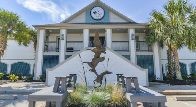 Harborwalk Lodge, Забронировать Отель «постель и завтрак» Хичкок штат Техас