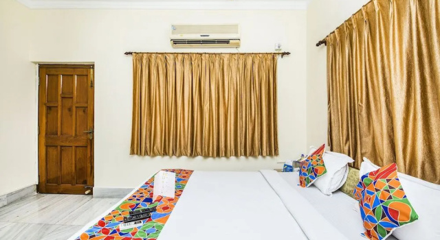 FabHotel Astoria House Salt Lake, Забронировать Отель Отели Калькутты с парковкой, Парковка