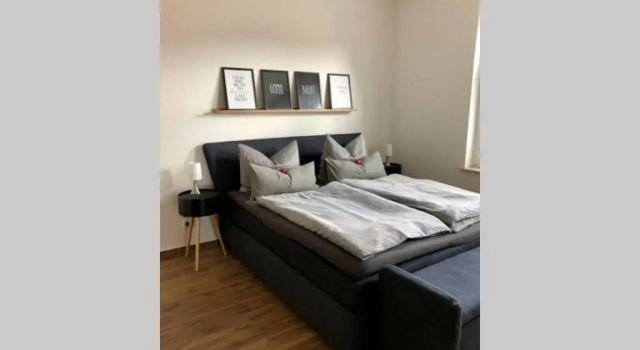 Апартаменты c 1 комнатой Liebevoll Sanierte, Großzugige Stadtwohnung, 70 Qm