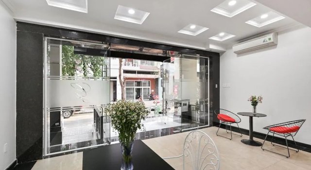 Genie Apartments, Забронировать Апартаменты/квартира Отели Района 7 с парковкой, Парковка