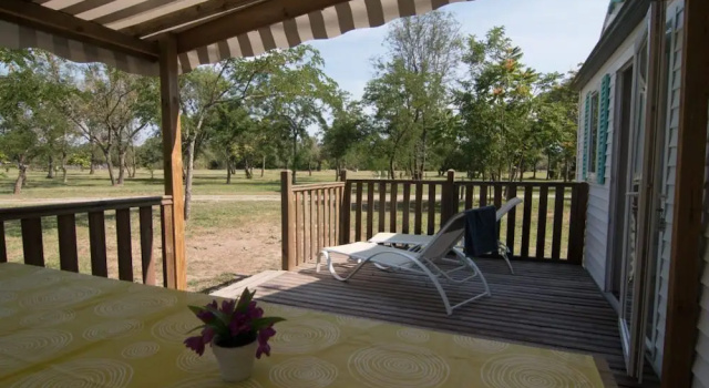 Семейный коттедж Camping Le Mas des Chenes