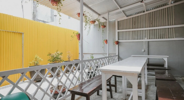 Take Guesthouse 1