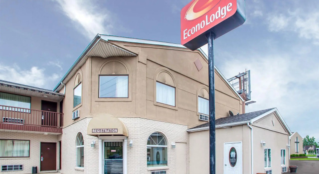 Economy Inn & Suites, Rezervovat Hotel Hannibal Missouri