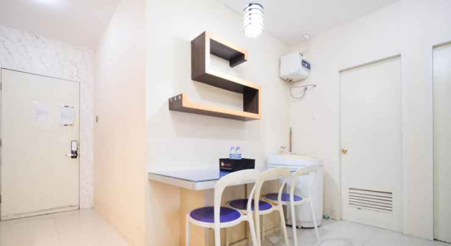 Homey and Best Location 2BR at Twin Tower Apartment By Travelio, Rezervați Apartament Apartamente în Surabaya, aproape de Atom Market, Apartament