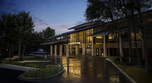 The Woodlands Resort, Đặt Khu nghỉ dưỡng The Woodlands 