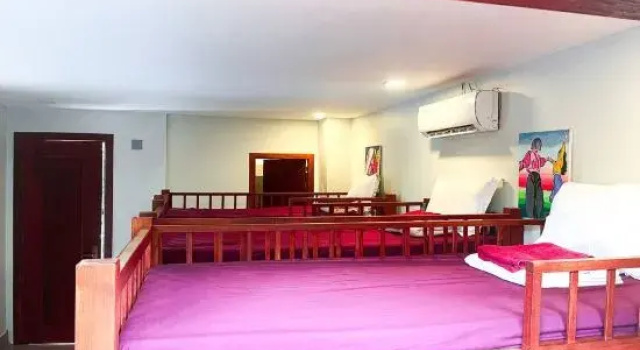 Четырёхместный номер Standard Bamboo Bungalow