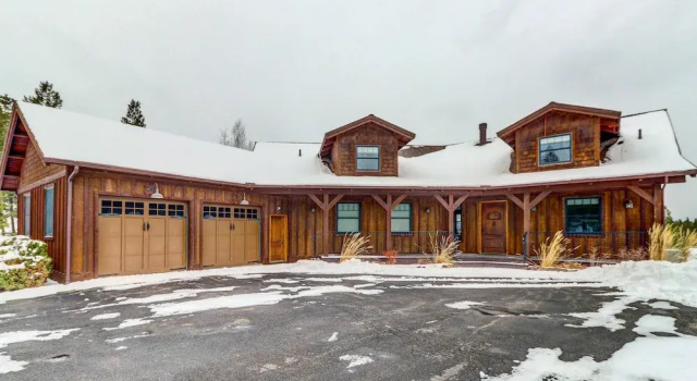 Beautiful Eureka Cabin Rental on Golf Resort!, Buchen Sie Ferienhaus Eureka Montana