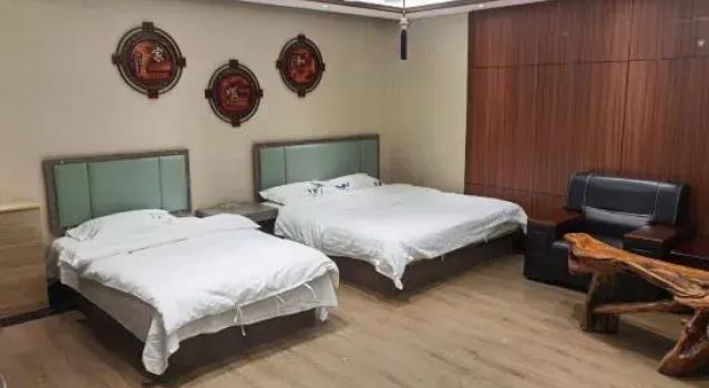 Youyi Hotel, Book Hotel Jilin hoteller med parkering, Parkering