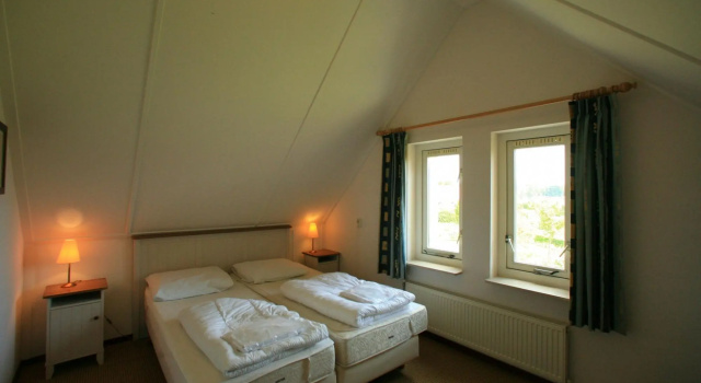 Spacious Villa With Parking