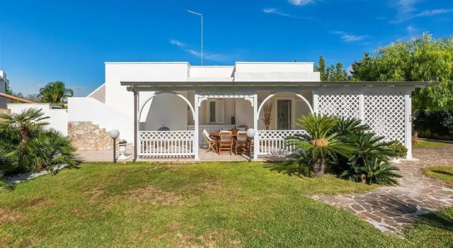 Вилла 351 Villa con Piscina a Torre Dell Orso