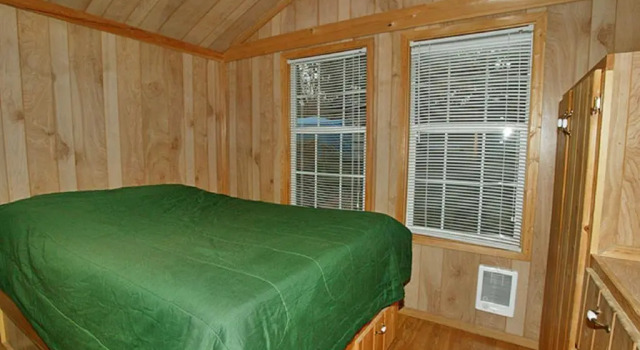 Arrowhead Camping Resort Deluxe Cabin 4, Забронировать Кемпинг Кемпинги и глэмпинги Висконсина, Кемпинг