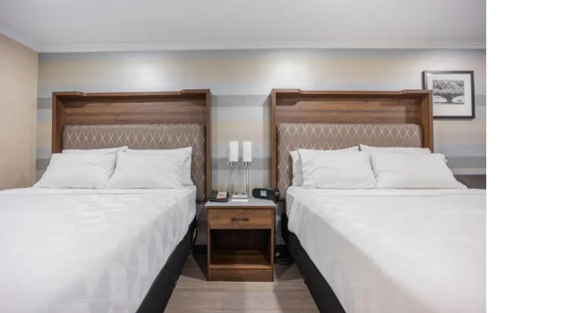 Номер Standard Holiday Inn Plainview-Long Island by IHG