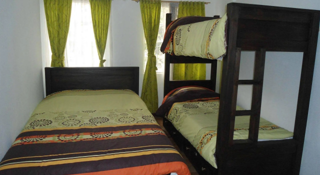 Hostel Mr Warrot, Забронировать Хостел СПА-отели Богота, рядом с Teatro La Candelaria, SPA-услуги