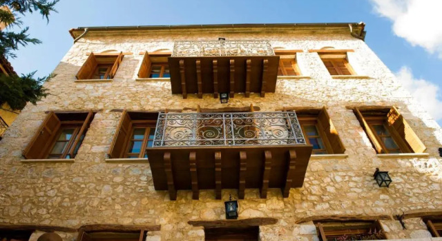 Ευχάριστο σαλέ με σοφίτα και τζάκι., Забронировать Отель «постель и завтрак» Дистомо-Арахова-Антикира Voiotia