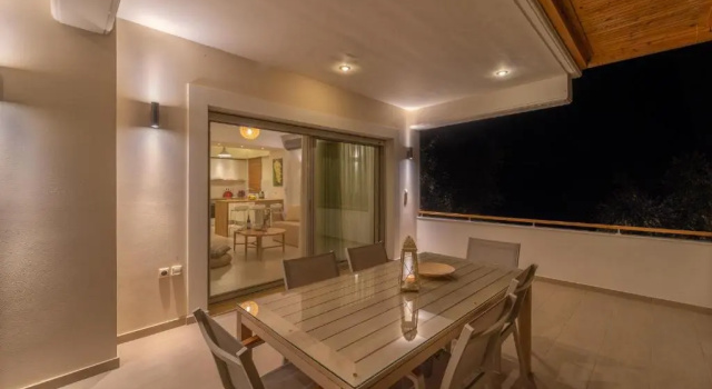 Abelia Luxurious Villas, Забронировать Гостевой дом Отели Финикунды с бассейном, Бассейн