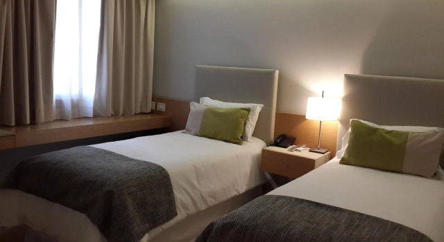Hotel Buenos Aires, Забронировать Отель Буэнос-Айрес провинция Буэнос-Айрес, рядом с Каталинас
