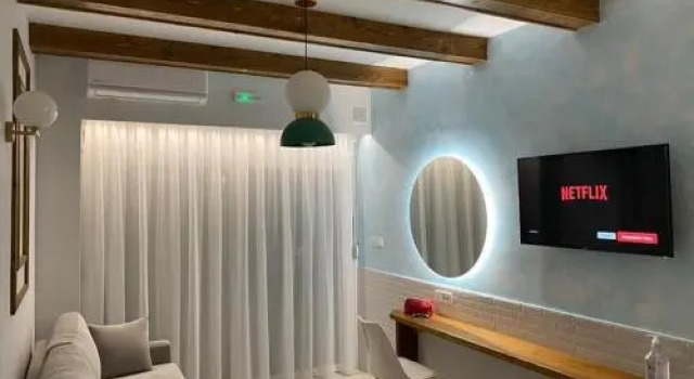 Skizenas Waterfront Apartments