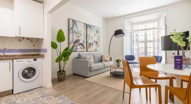 Апартаменты Standard Thyssen Boutique Apartments by Caleta Homes
