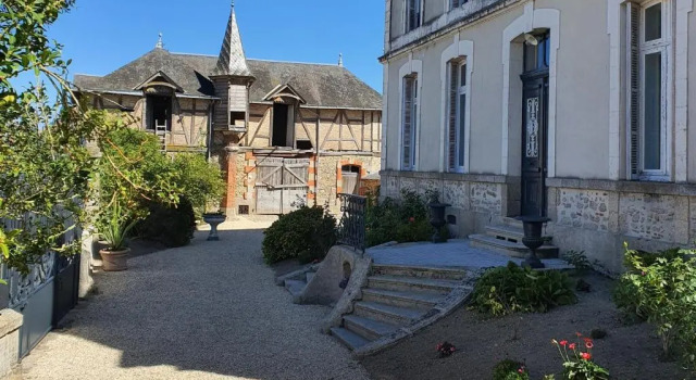 Les 5 Escales, Брондау Таңертеңгі аспен бірге түндеу Parthenay 