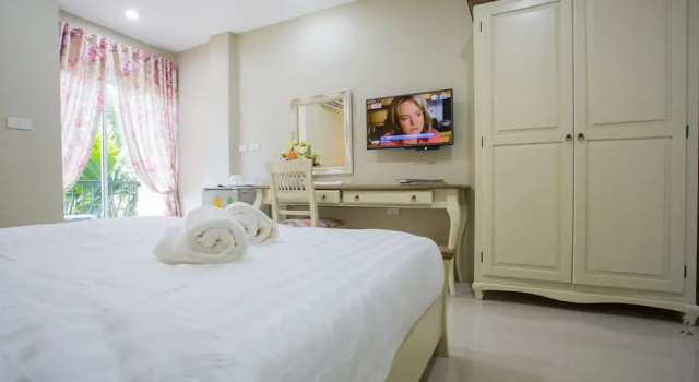 Двухместный номер Standard с балконом De Ville Nakhon
