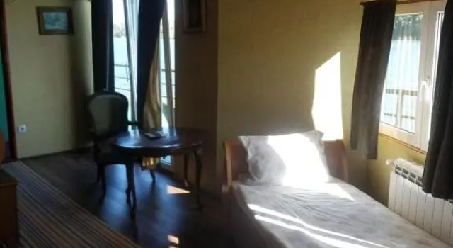 Трёхместный номер Deluxe Hostel Otard