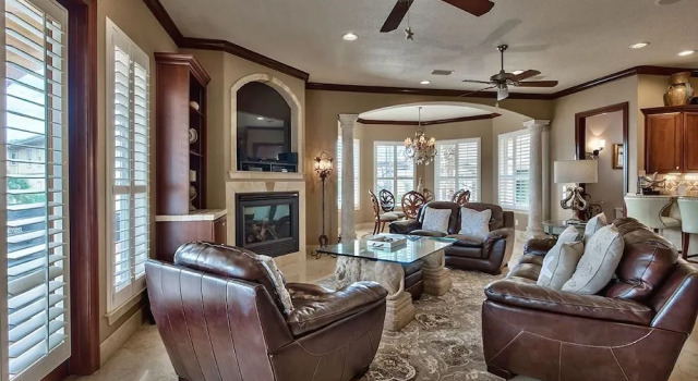 Tuscan Villa 5 Bedroom Holiday Home by Five Star Properties, Забронировать Вилла Бизнес-отели Дестин, 4* 5*