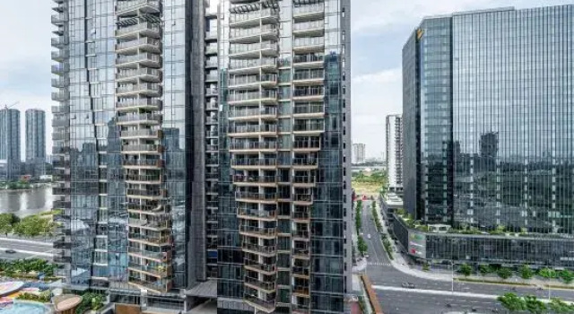 Metropole Luxury Apartment By Somi